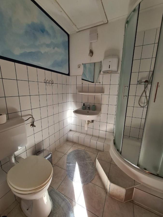 Bed and Breakfast Palantir Panzio Мишкольц Экстерьер фото